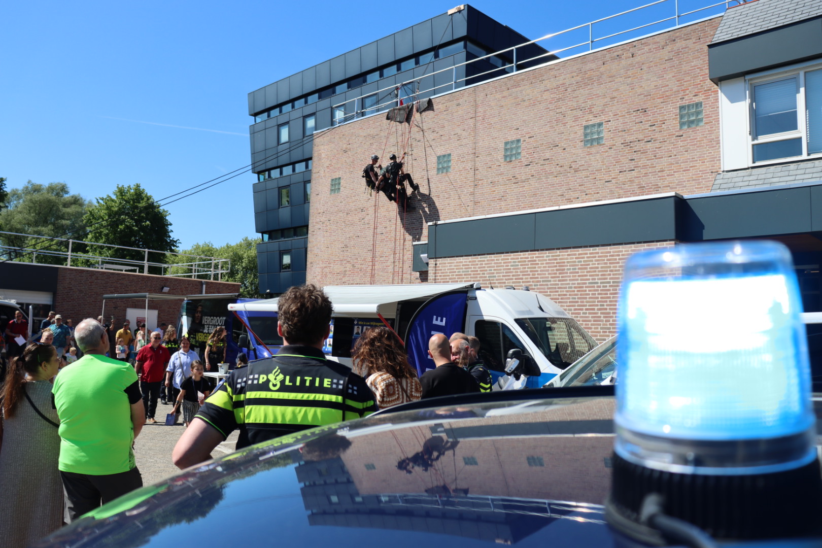 Veel belangstelling voor open dag politiebureau Spijkenisse